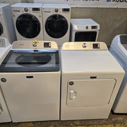 Maytag heavy duty Super capacity washer and electric dryer set nice