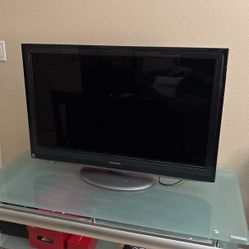 Panasonic VIERA TC-L37D2 37" 1080p LED LCD TV