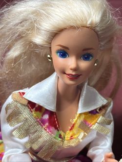 Vintage Barbie Doll 1966 blonde hair, blue eyes fashion blouse mattel malaysia