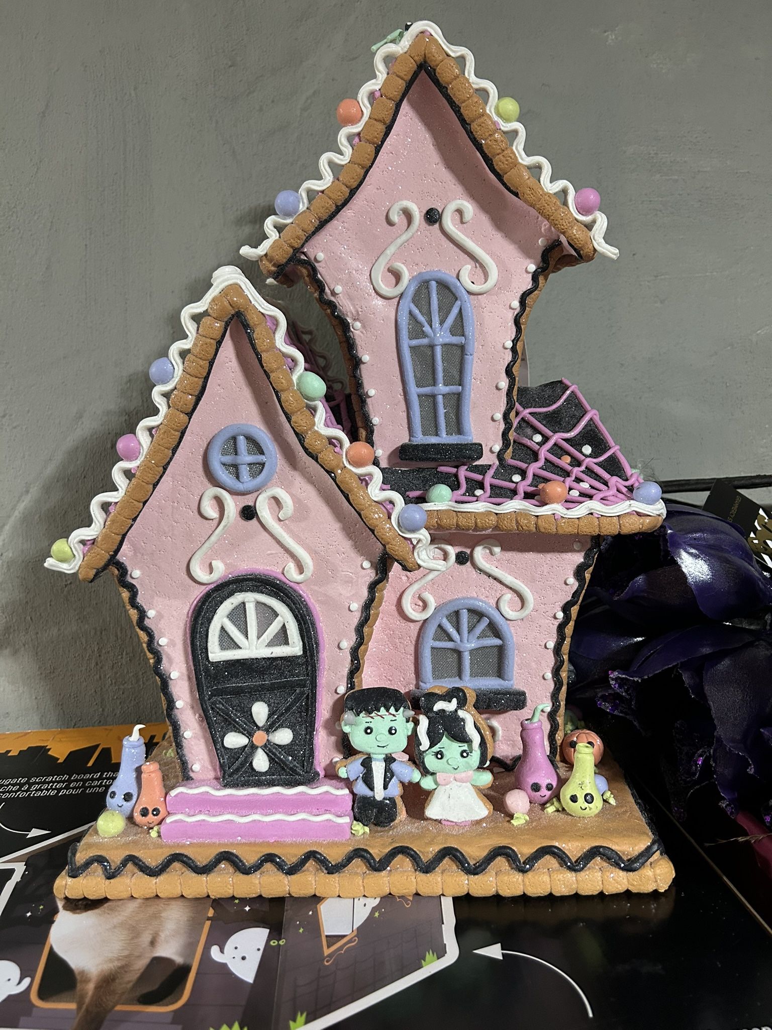 Ghoulish Resin Haunted House