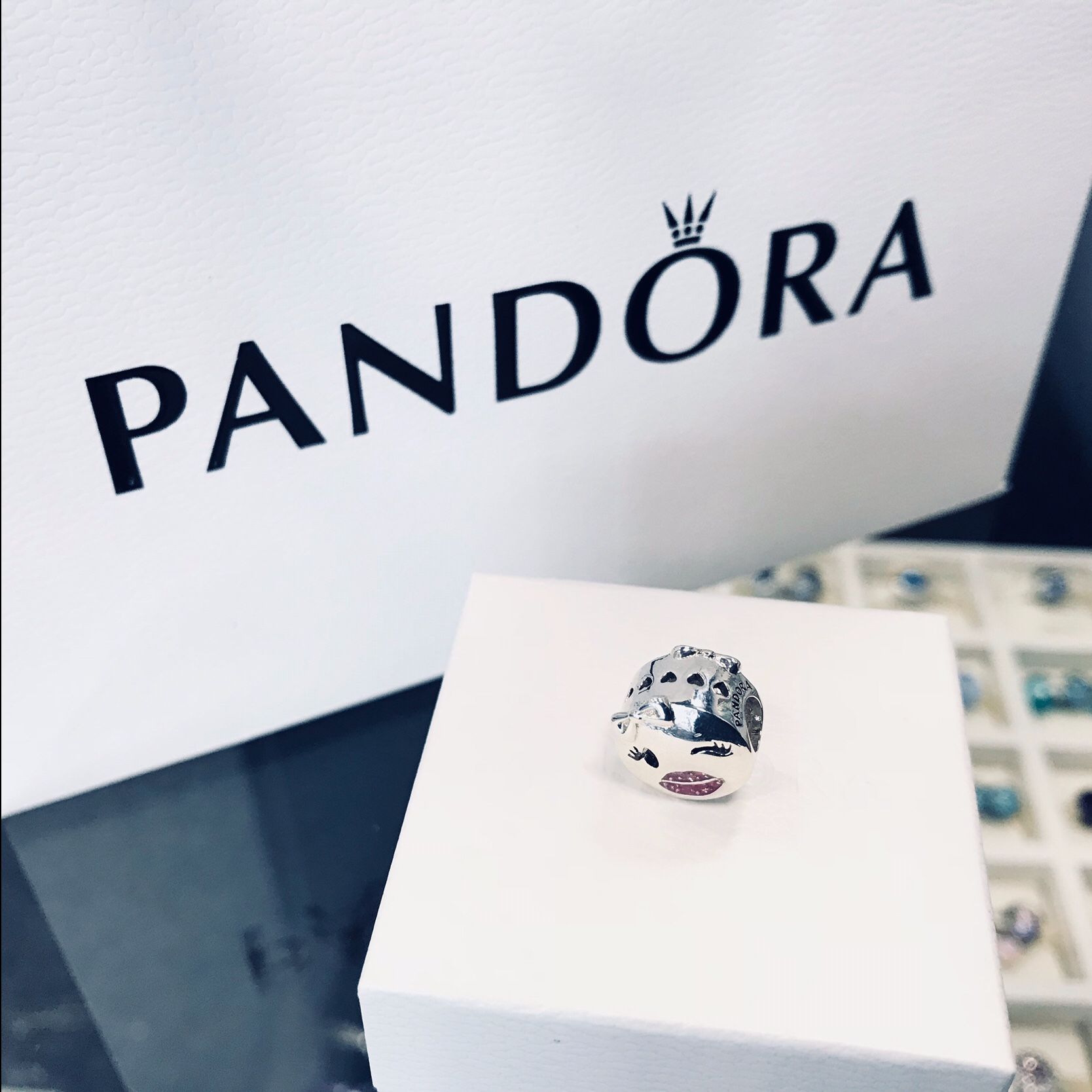 Authentic Pandora Wink Charm NEW