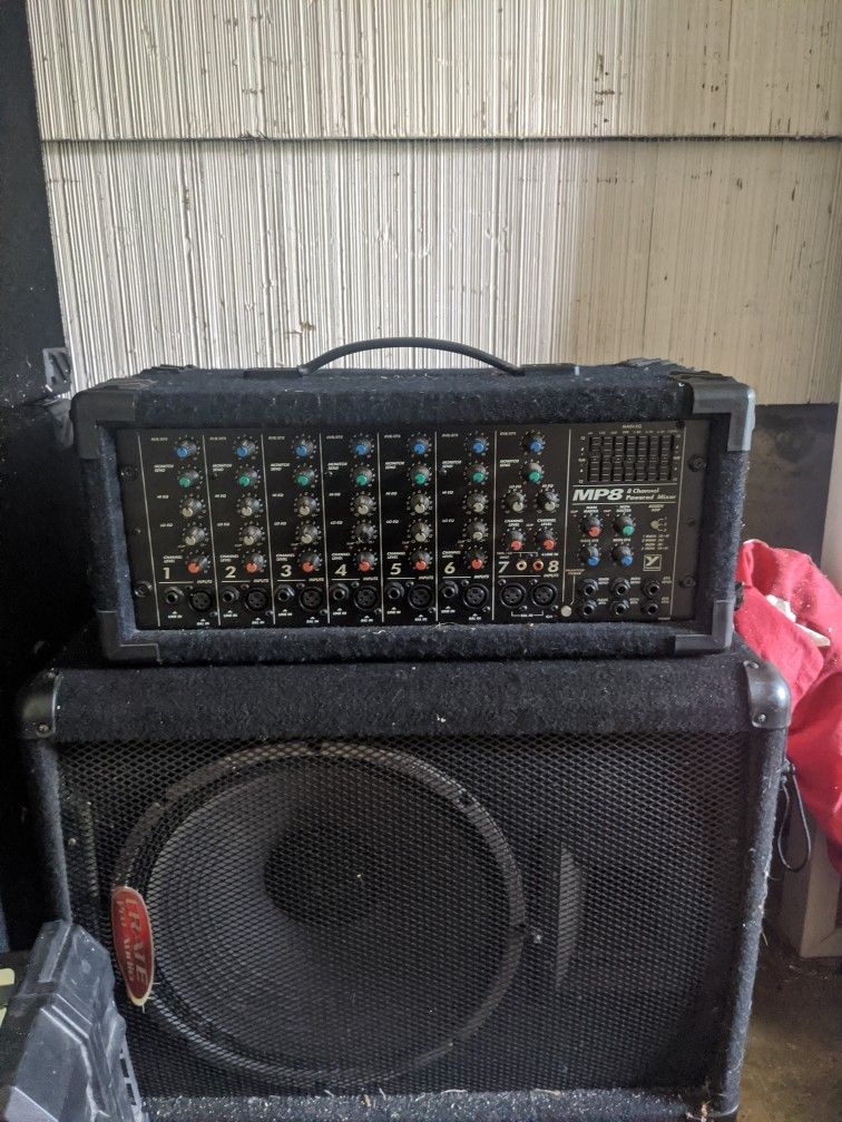 Yorkville Mp8 Powered Mixer