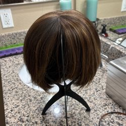 Full Topper Brown With Highlights 