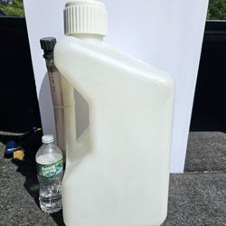 5 Gallon Fuel Plastic Jug Container With Fill Hose