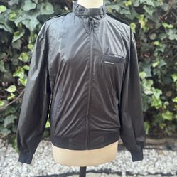 Members Only, #Rare Black vintage 80s bomber jacket with zipper closure. Size 38. Fits like a men’s small Material has a sheen to it.  Tapered waist. 