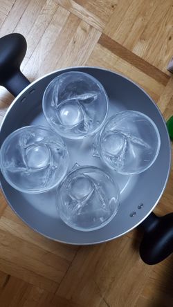 4 whiskey glasses
