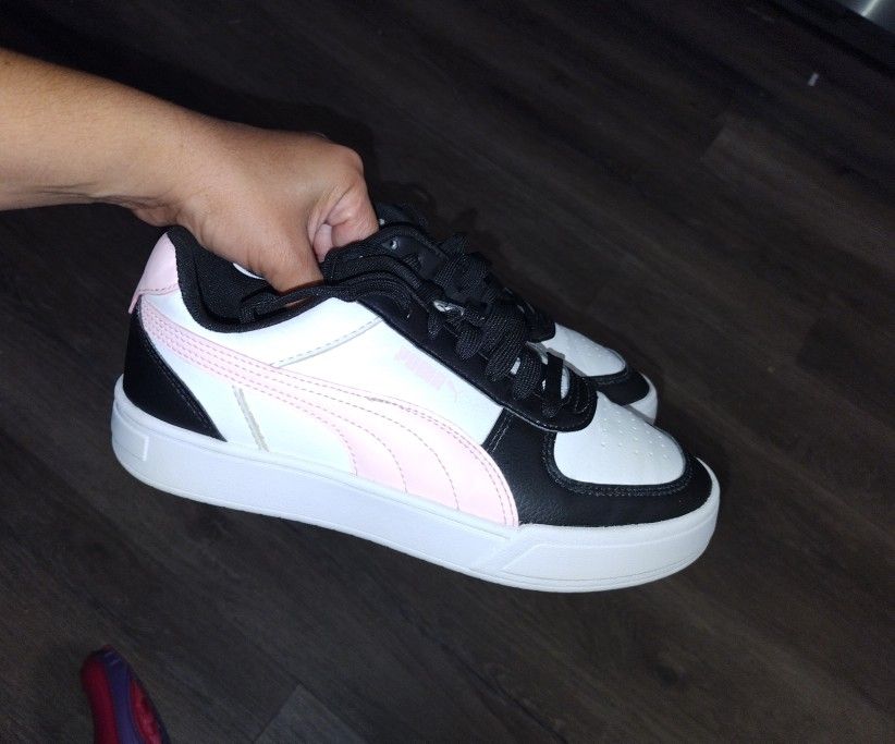 Puma Tennis Shoes 💖