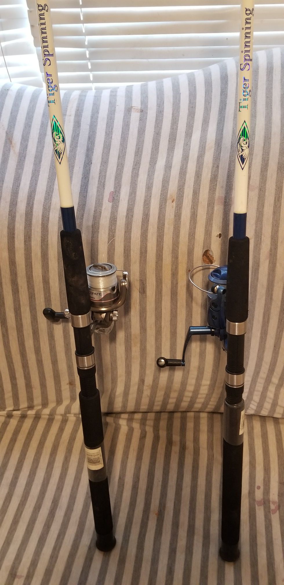 Shakespeare fishing rod with real both 7"10-15lb both 50