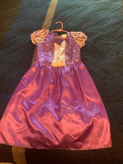Rapunzel costume size 4-6x $5