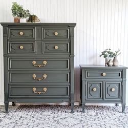 Drexel Mid-century Dresser And Nightstand