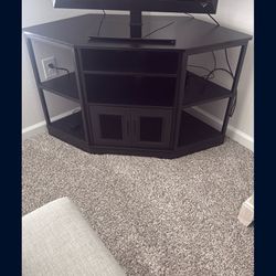 Brand New TV Entertainment set 