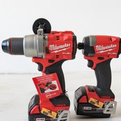 M18 FUEL 18V Lithium-lon Brushless Cordless Hammer Drill and Impact Driver Combo Kit (2-Tool) with 2 Batteries