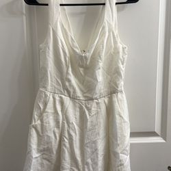 Francesca’s White Skort Romper with Pockets – Size M