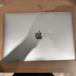 MacBookAir, M1, 2020, 245.11GB, 13.3-inch display 