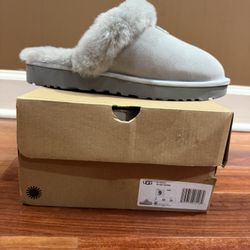 Ugg Slipper