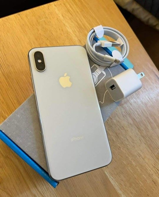 LIKE NEW CONDITION APPLE IPHONE X 64GB UNLOCKED. LOWEST PRICE GUARANTEED. PAY $1 TODAY, REST LATER IN PAYMENTS. NO CREDIT CHECKS