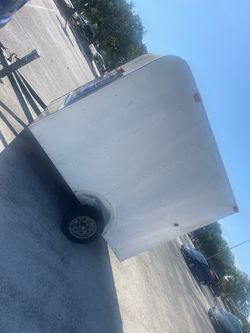 Tráiler 5x8