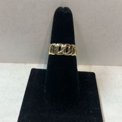 10k Gold Ring #109207-2 MJ
