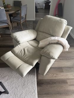 Cream Recliner Chair