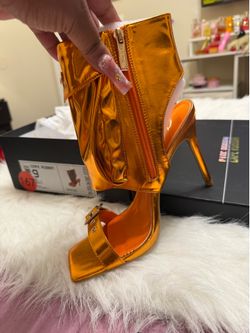 Orange heels with pocket size 9
