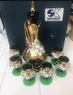 Vintage 24k Gold & Emerald Green Glass Hand Made Decanter with 6 Shot Glasses, Bohemian     