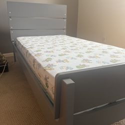 XL Twin bed w/ headboard & mattress