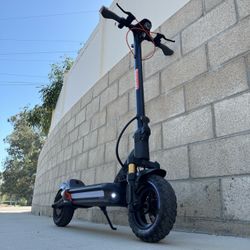 Electric scooter