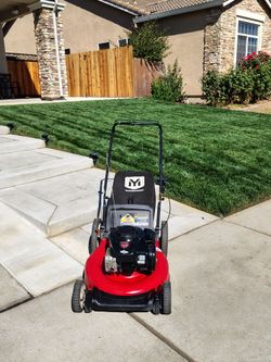 Gas lawn mowers