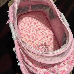 Dream On Me bassinet