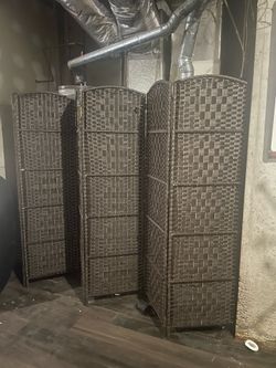 Room divider