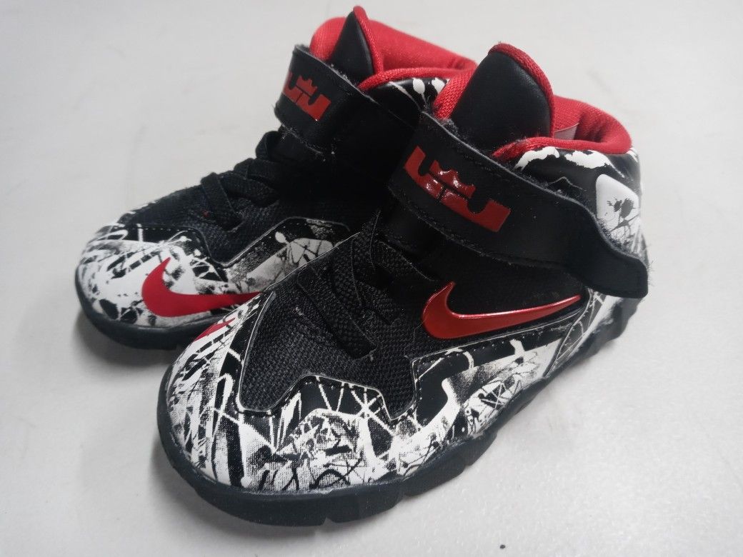 Nike Lebron 11 Toddler Shoes Size 7c