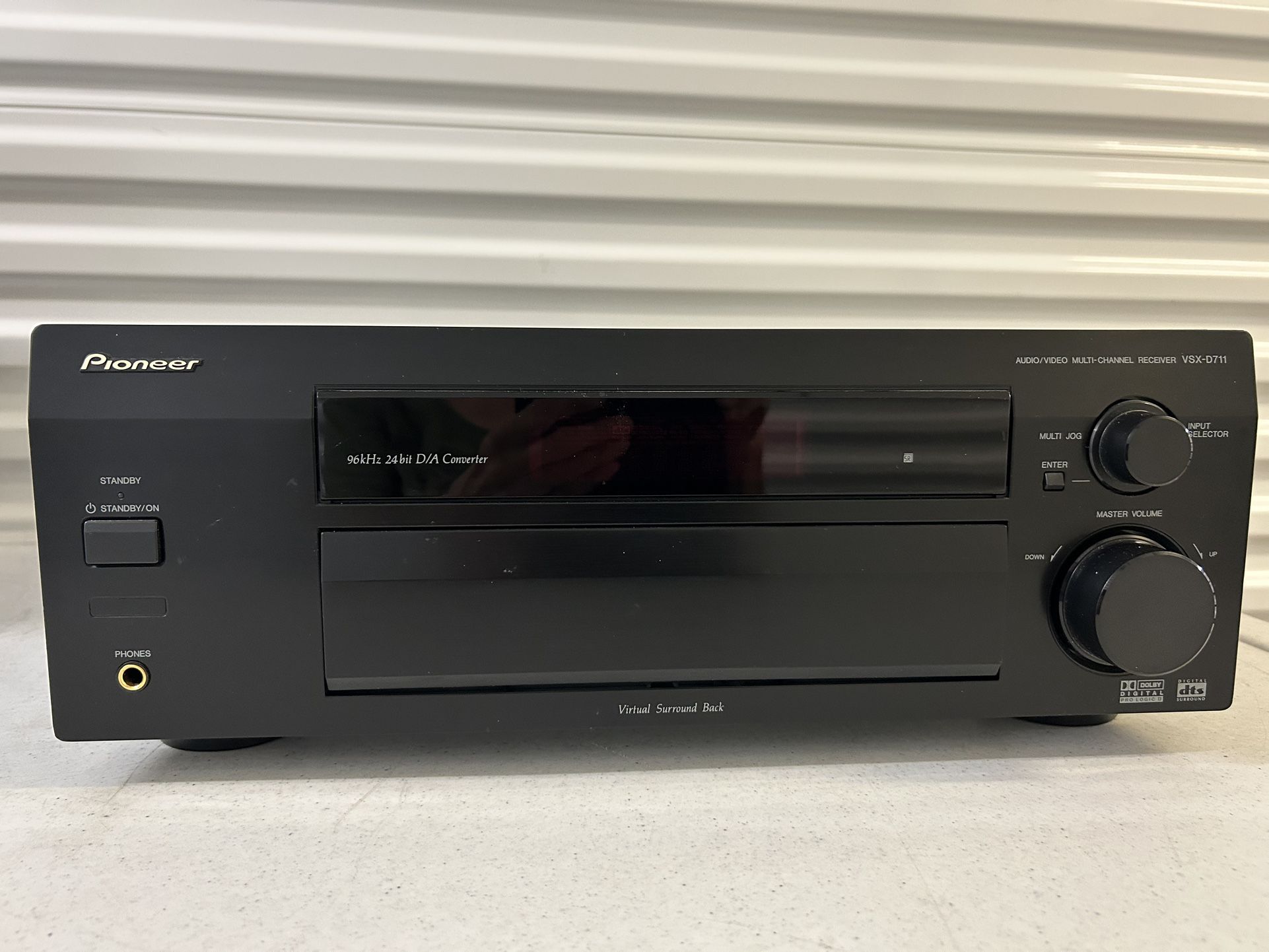 Pioneer VSX-D711 5.1-channel audio video multi channel receiver