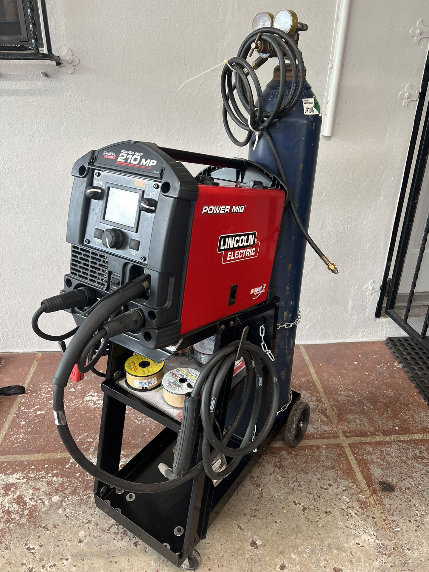Lincoln Electric MiG Welder Power Mig 210 w/ Argon Tank & Extras