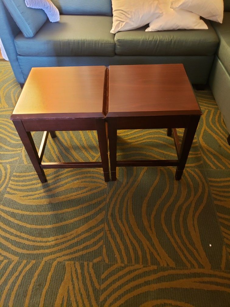 End Tables/nightstands