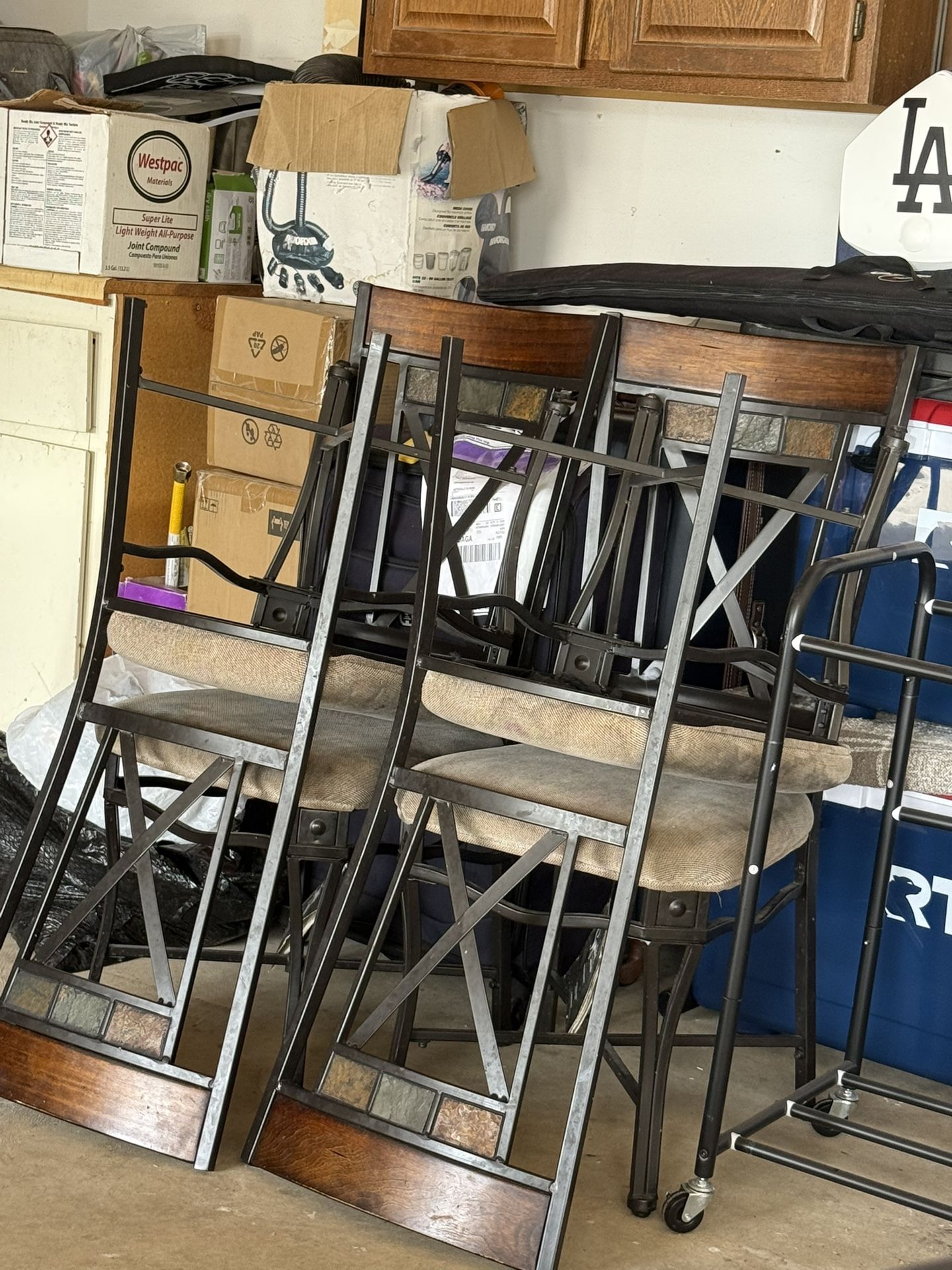 Kitchen Table And Chairs 
