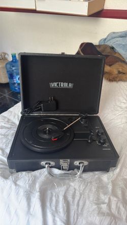 Victrola Journey Bluetooth Portable Suitcase Record Player