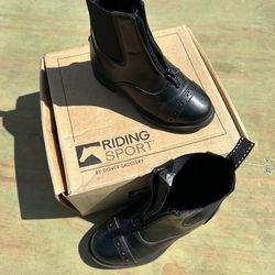 Kids riding boots