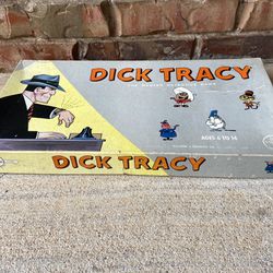 ORIGINAL Highly Collectible Vintage 1961 Selchow + Righter DICK TRACY Board Game (has All Pieces)