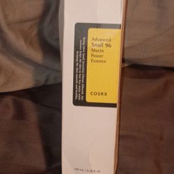 COSRX Advanced Snail 96 Mucin Power Essence. 