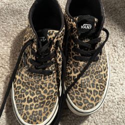 Girls Vans 