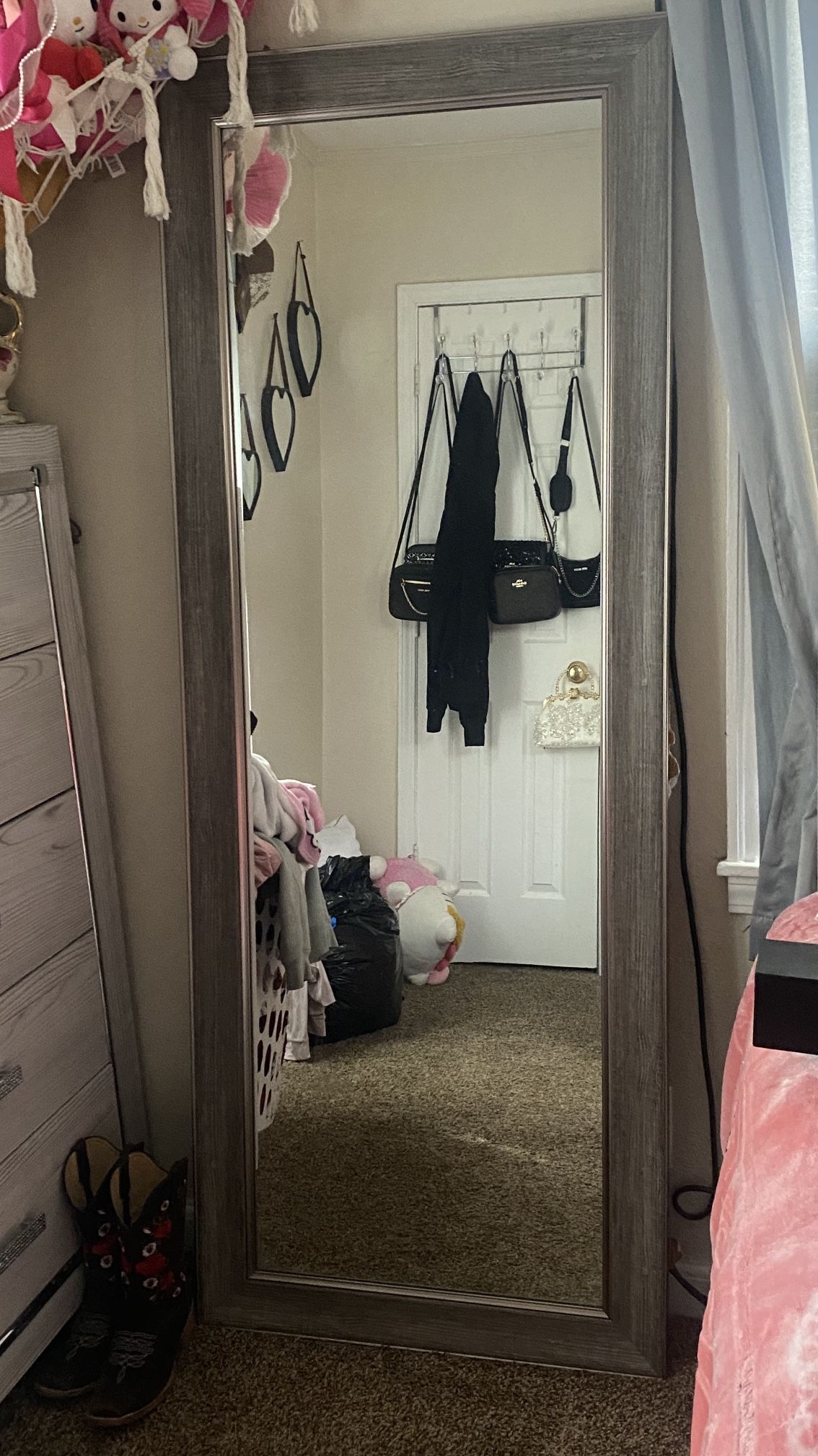 Body Mirror