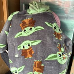 Baby yodie hoodie/wearable blanket