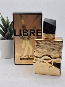 Yves Saint Laurent 

LIBRE Vanille Couture Eau de Parfum 

1.7 fl ⭐️ (2 available)