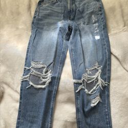 American Eagle Ripped Mom Jeans