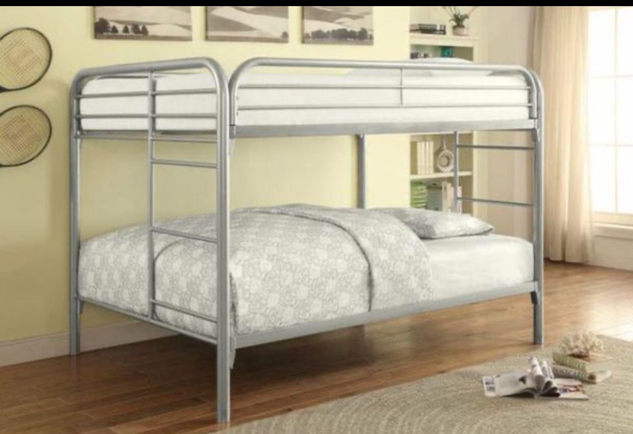 🎈Bunk bed🎈 full over full (mattress not included)