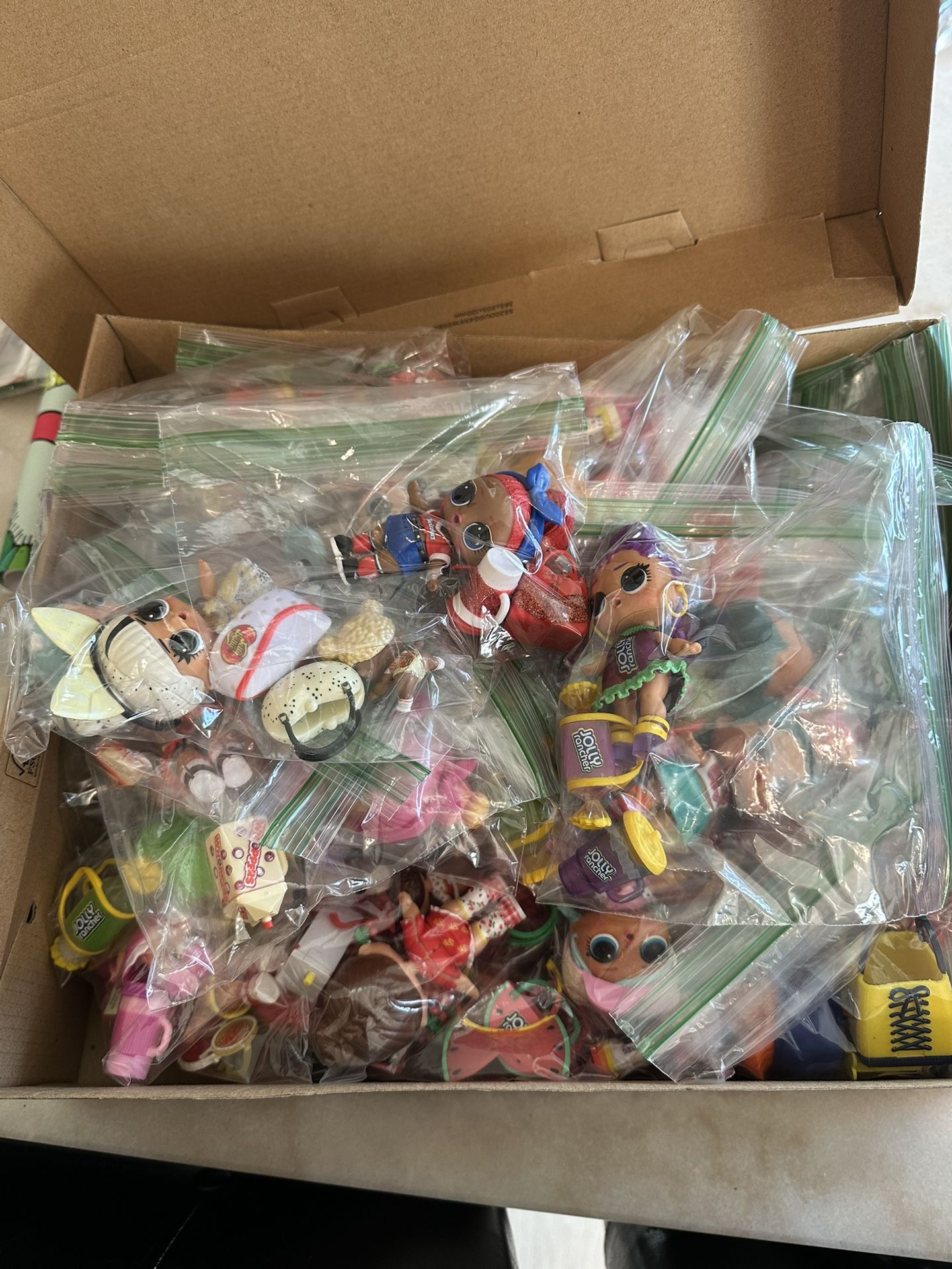LOL SURPRISE DOLLS 61 Sets