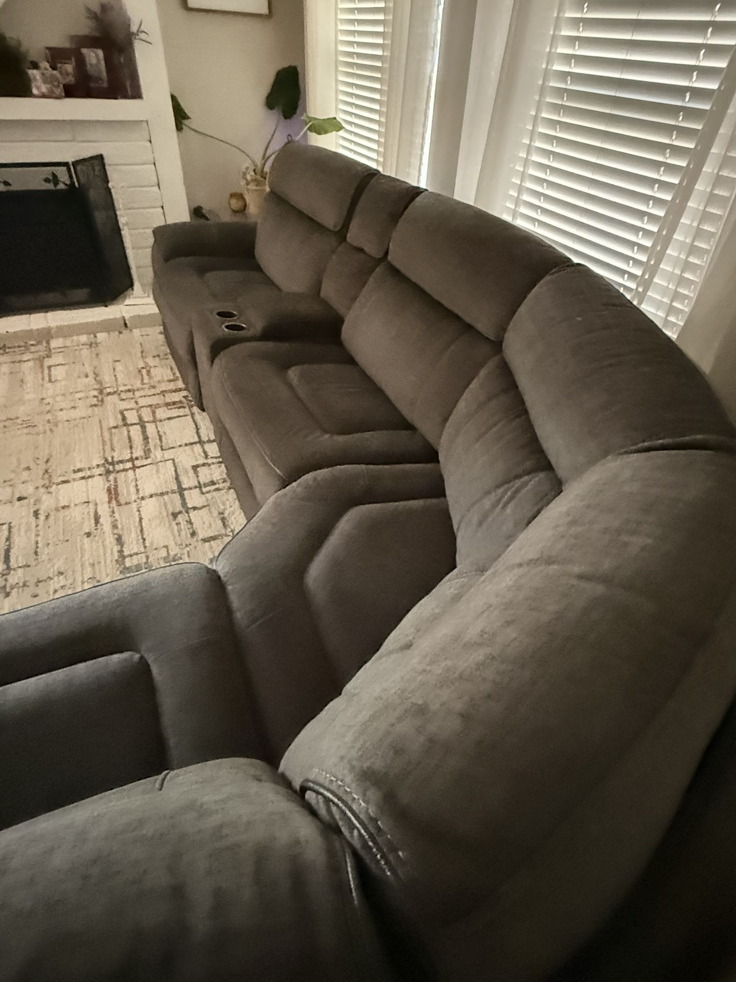 Macy’s Sectional With 3 Power Recliner Seats