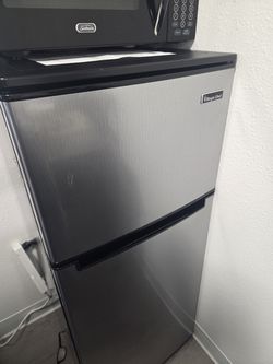 Small refrigerator