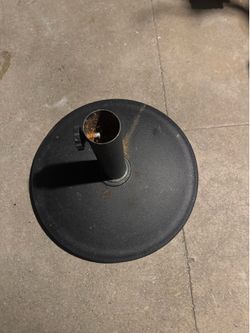 Umbrella stand in good condition like Neil