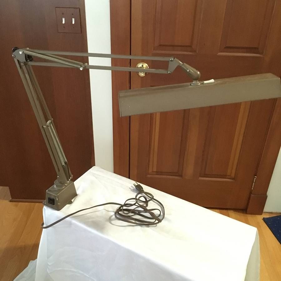 Vtg Dayton Portable Desk Lamp 2V347A USA Industrial Clamp-On Drafting